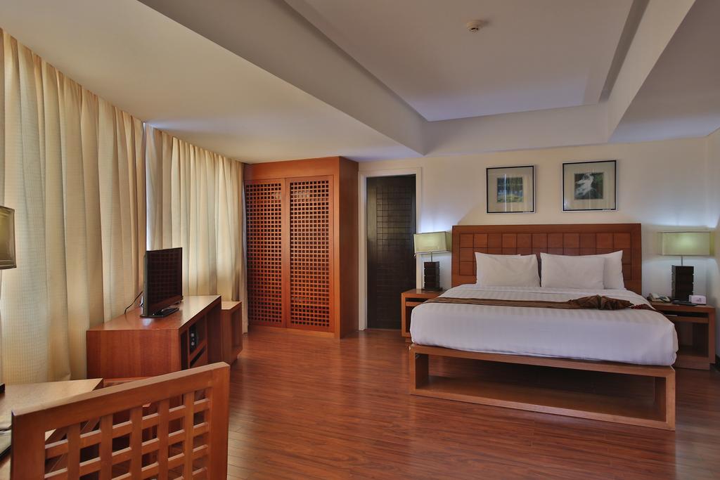 Горящие туры в отель Crown Regency Hotel & Towers Себу (остров)