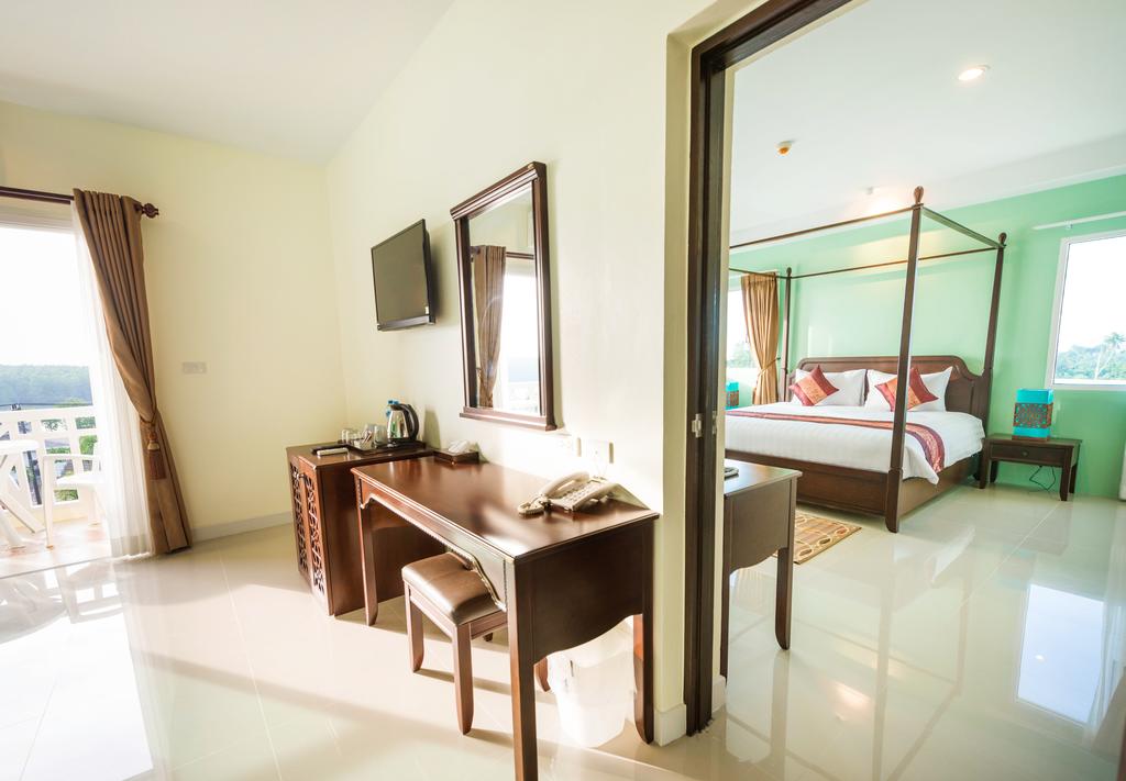 Отзывы про отдых в отеле, Krabi Front Bay Resort