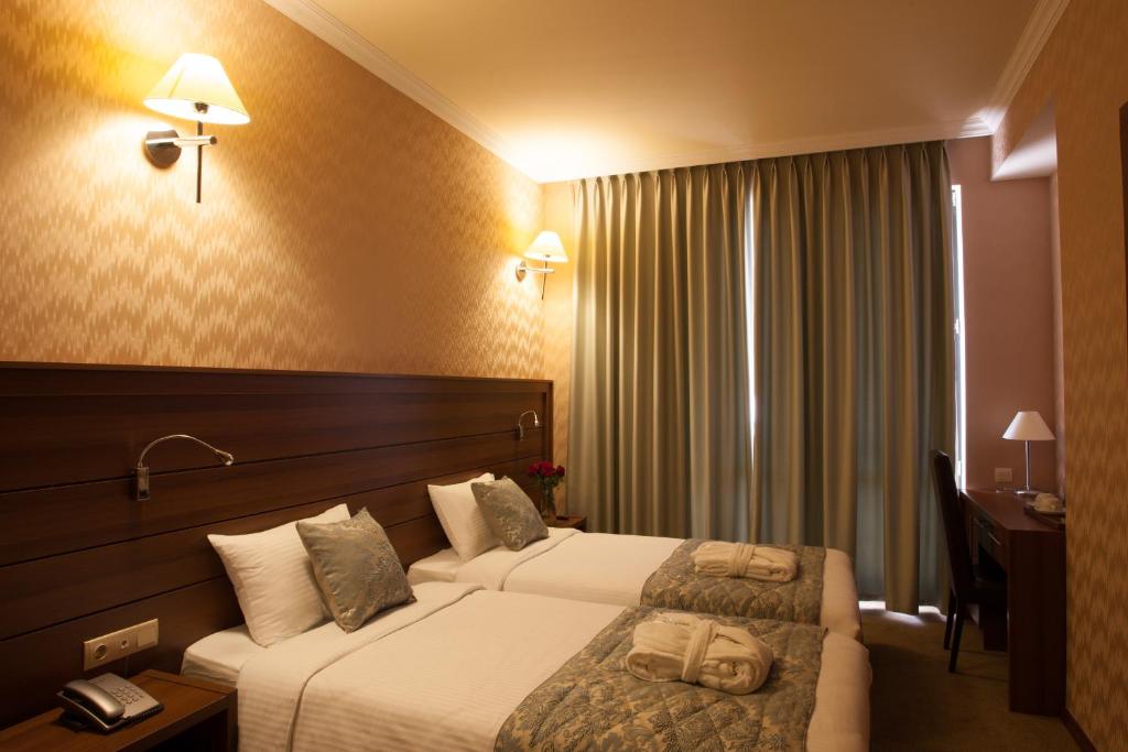 Hotel reviews Astoria Tbilisi 4