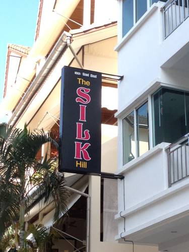 Цены в отеле The Silk Hill Hotel
