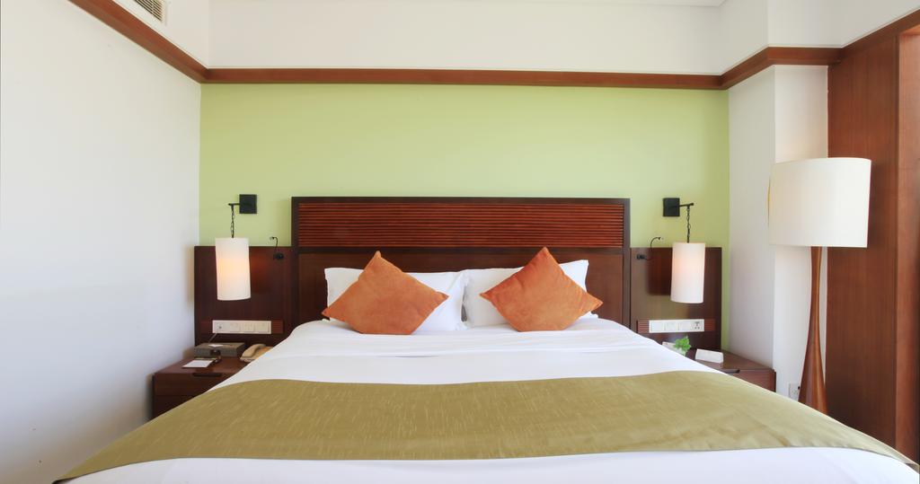 Ціни в готелі Grand Soluxe Hotel & Resort Sanya