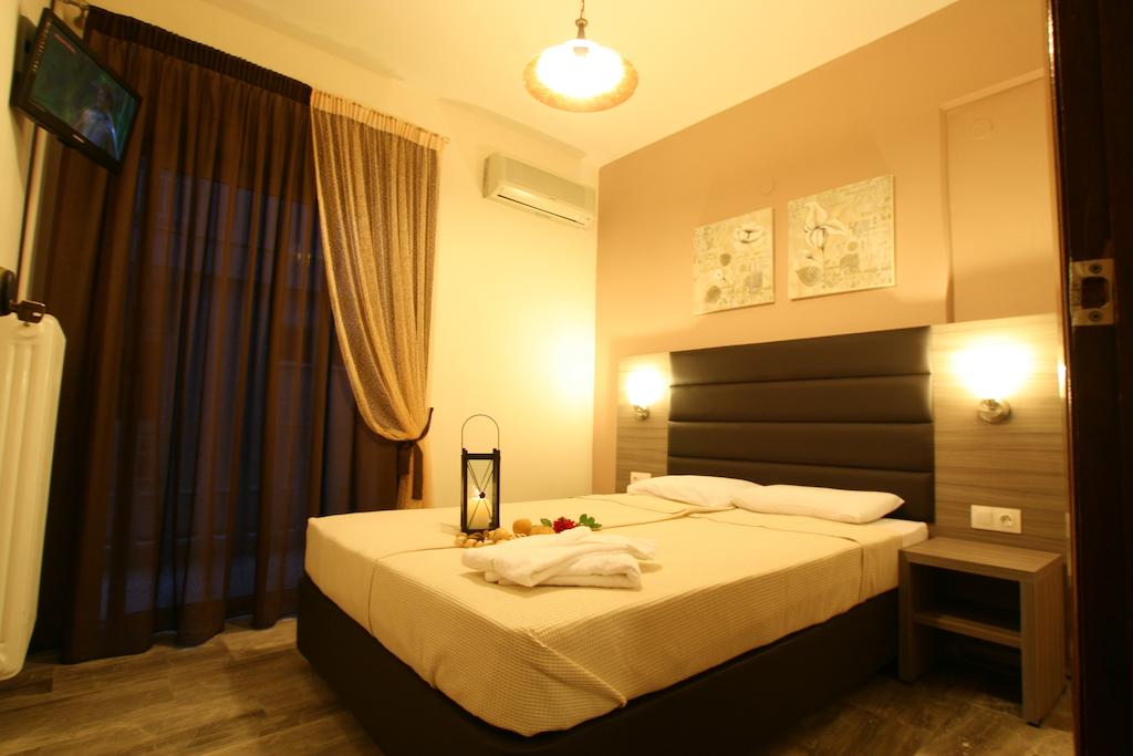 Отель, Kostas Hotel