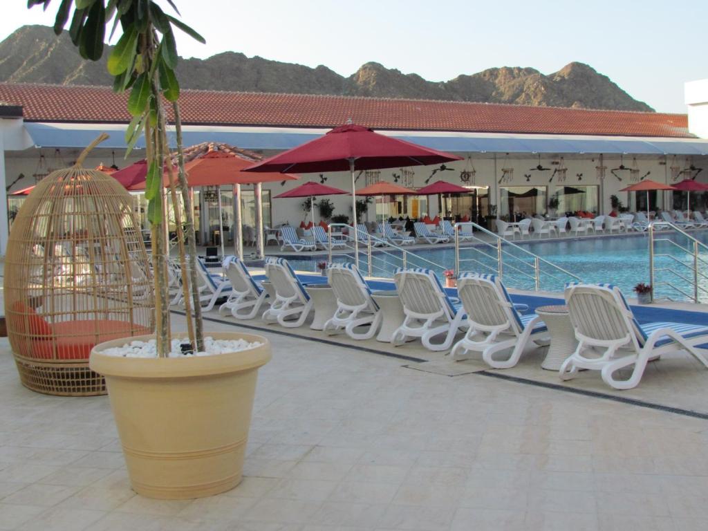 Отдых в отеле Mirage Bab Al Bahr Resort