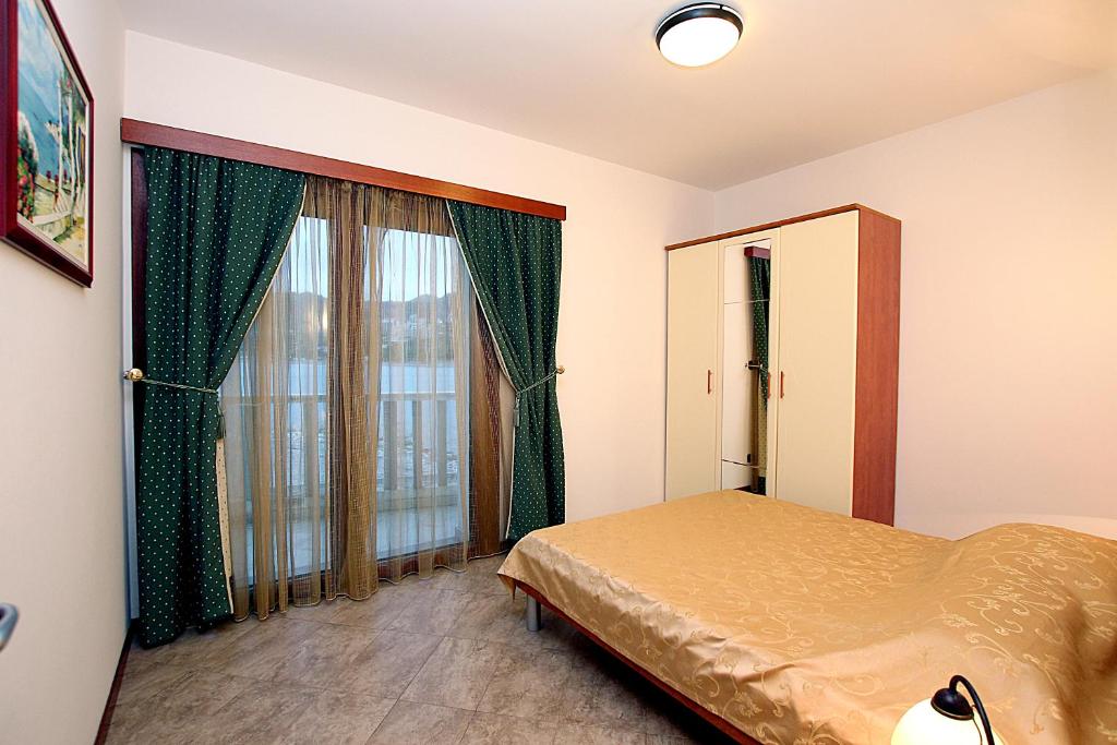 Отдых в отеле Rafailovici Apartments Рафаиловичи Черногория