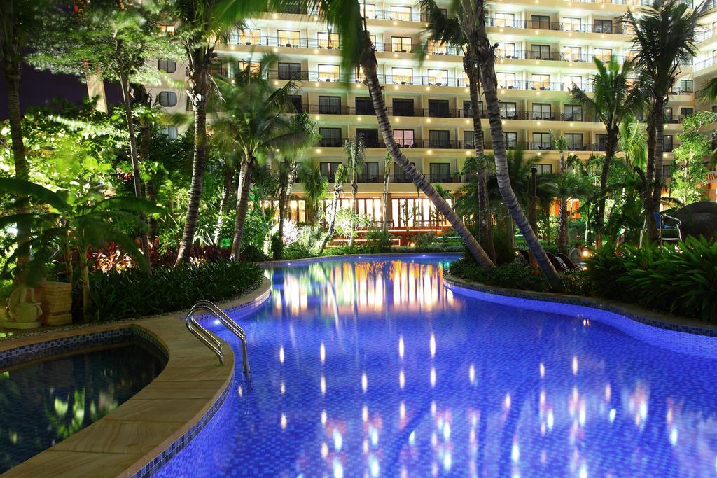 Горящие туры в отель La Costa Resort Sanya Bay Санья Китай