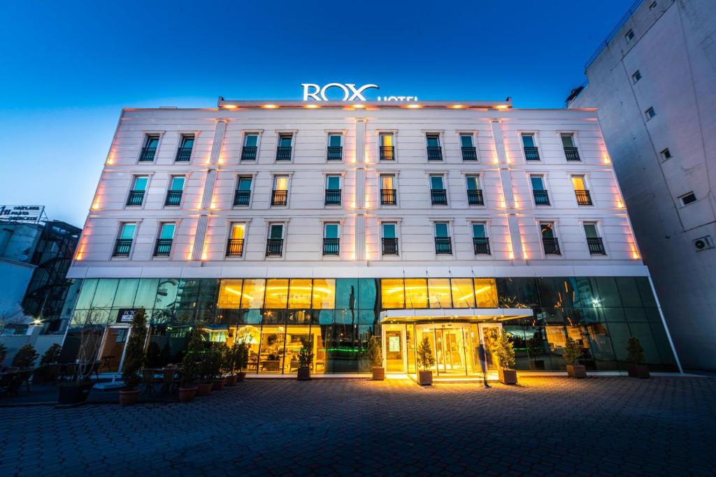 Цены в отеле Rox Hotel Istanbul