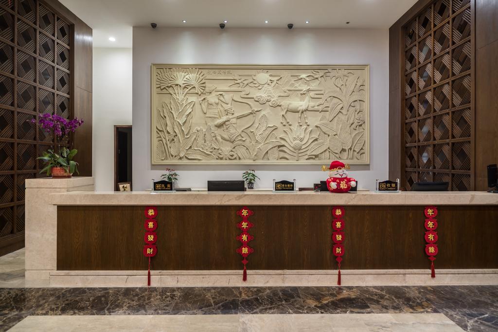 Горящие туры в отель Sanya Shanghai Huating Boutique Resort Санья