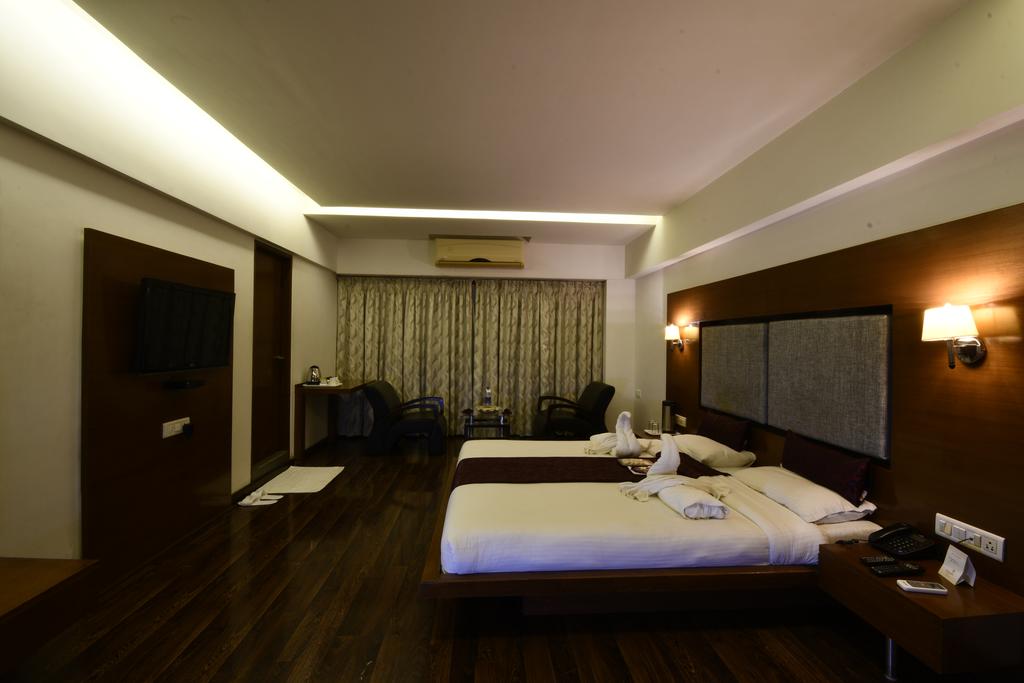 Ахмадабад Platinum Residency Hotel цены