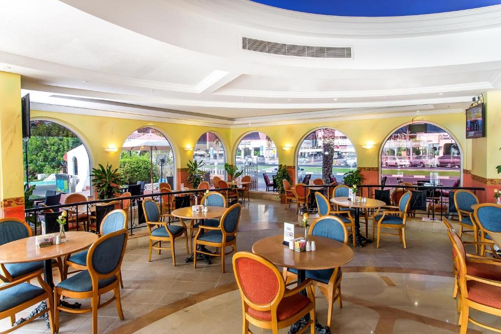 Odpoczynek w hotelu Marbella Resort Szardża Zjednoczone Emiraty Arabskie