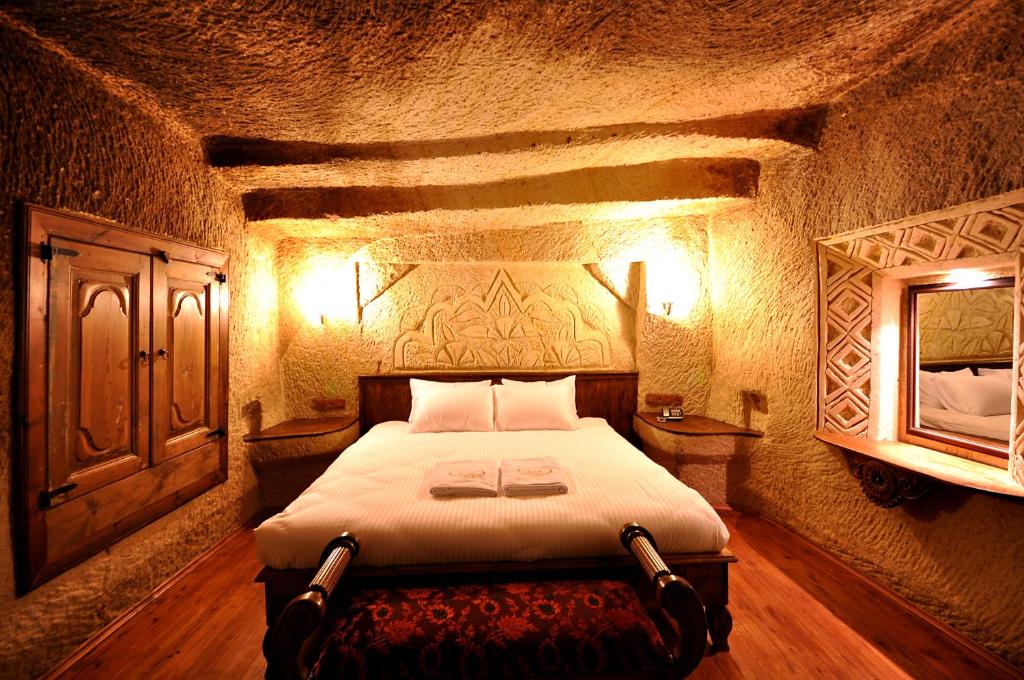 Hotel, Has Cave Konak