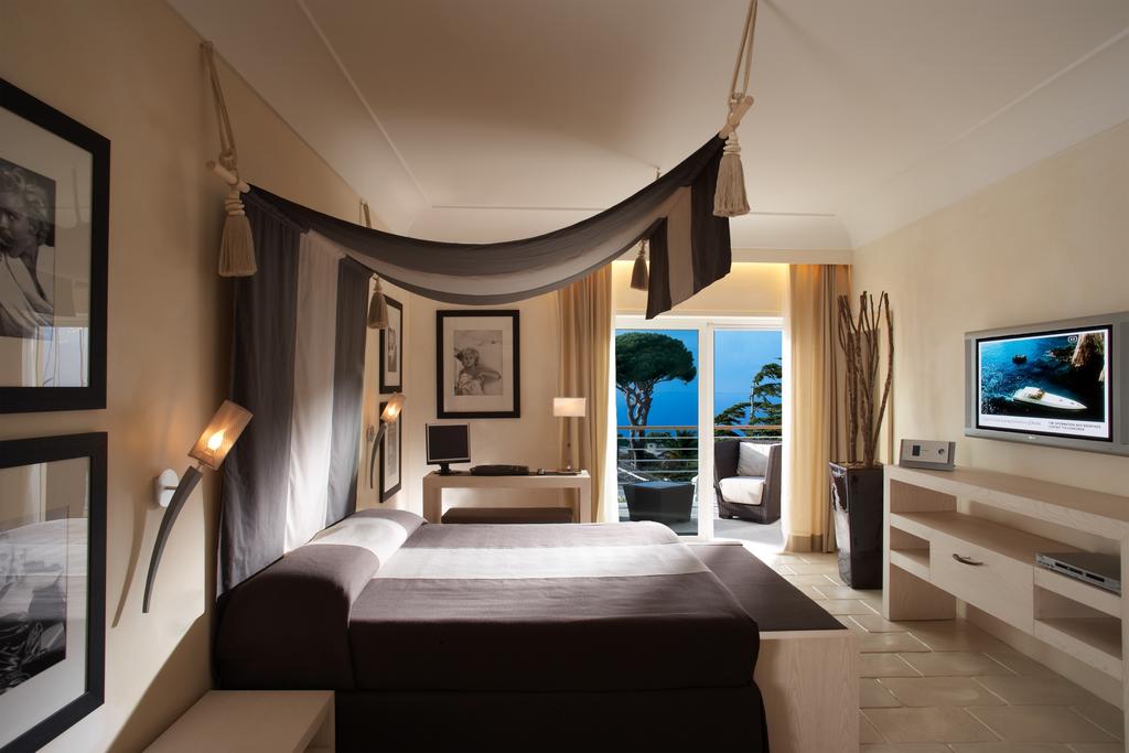 Горящие туры в отель Capri Palace Hotel & Spa