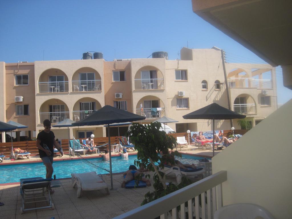 A. Maos Hotel Apartments, Кіпр, Ая-Напа
