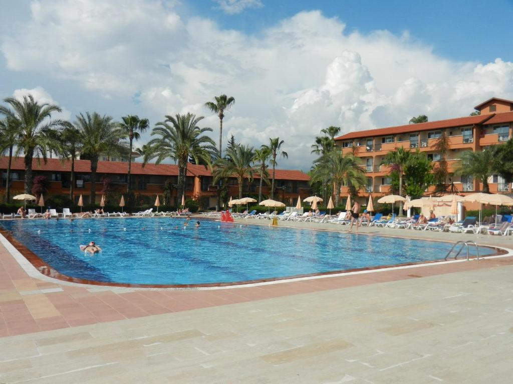 Відпочинок в готелі Club Turtas Beach Hotel Аланія Туреччина