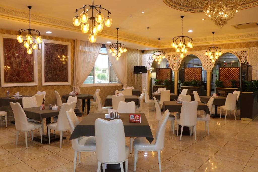 Горящие туры в отель Sharjah International Airport Hotel Шарджа