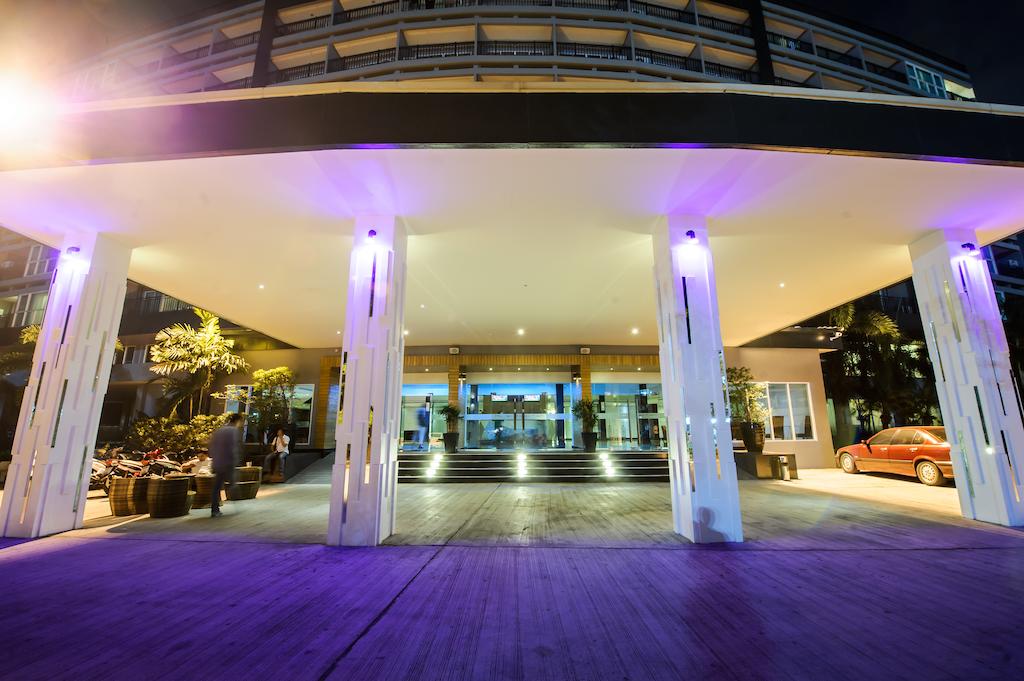 Туры в отель Selection Pattaya Hotel (ex. Pattaya Beach Resort) центр Паттаи Таиланд