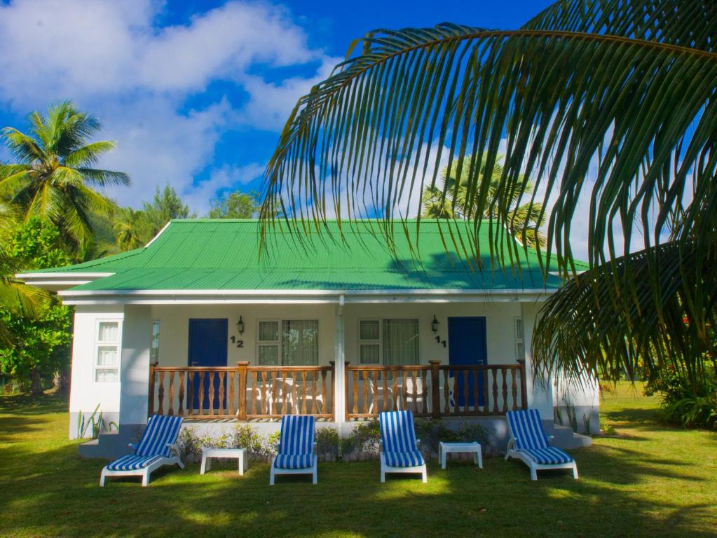 Отель, Маэ (остров), Сейшелы, Chalets D’Anse Forbans