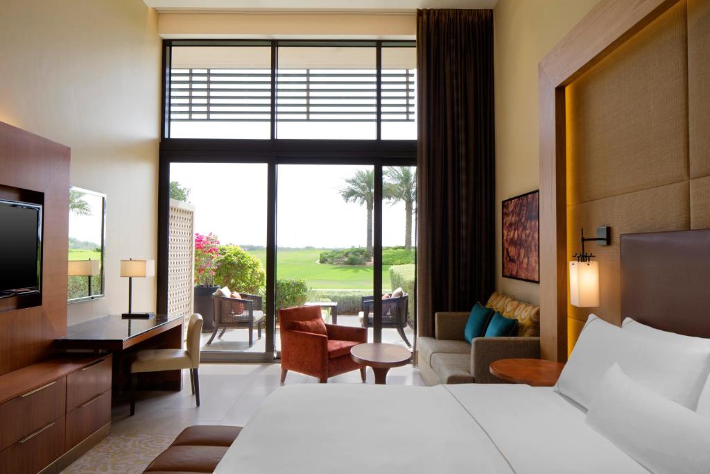 The Westin Abu Dhabi Golf Resort & Spa, rozrywka