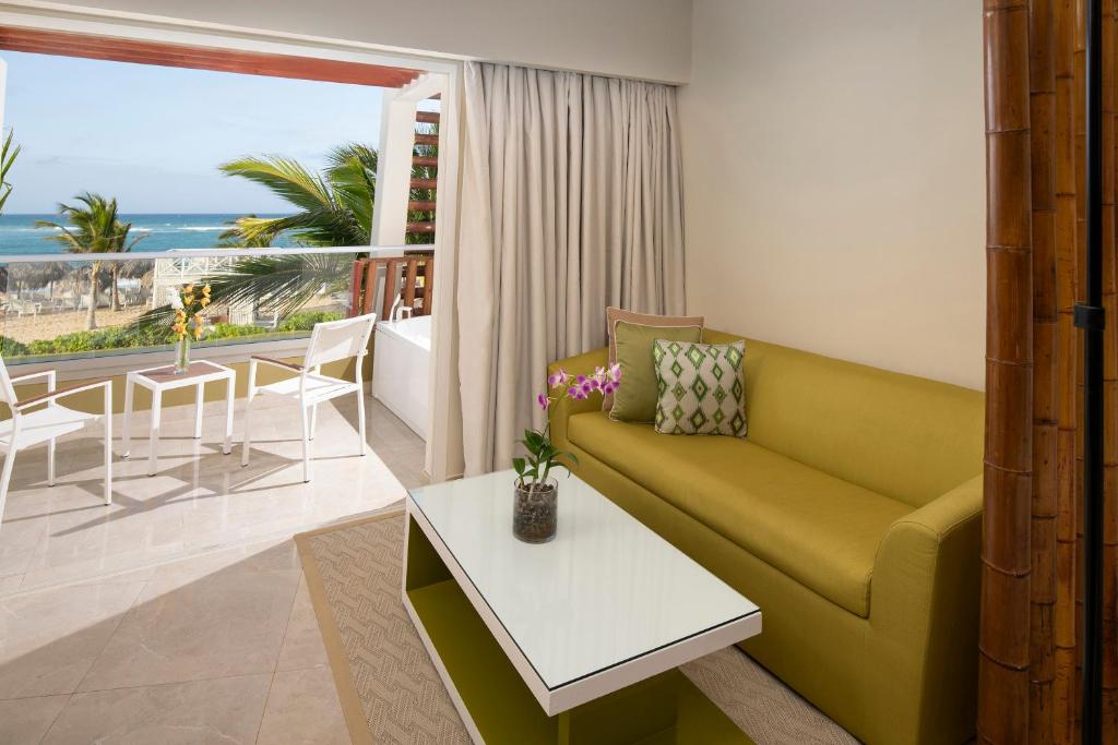 Відгуки про готелі Dreams Onyx Resort & Spa (ex. Now Onyx Punta Cana)