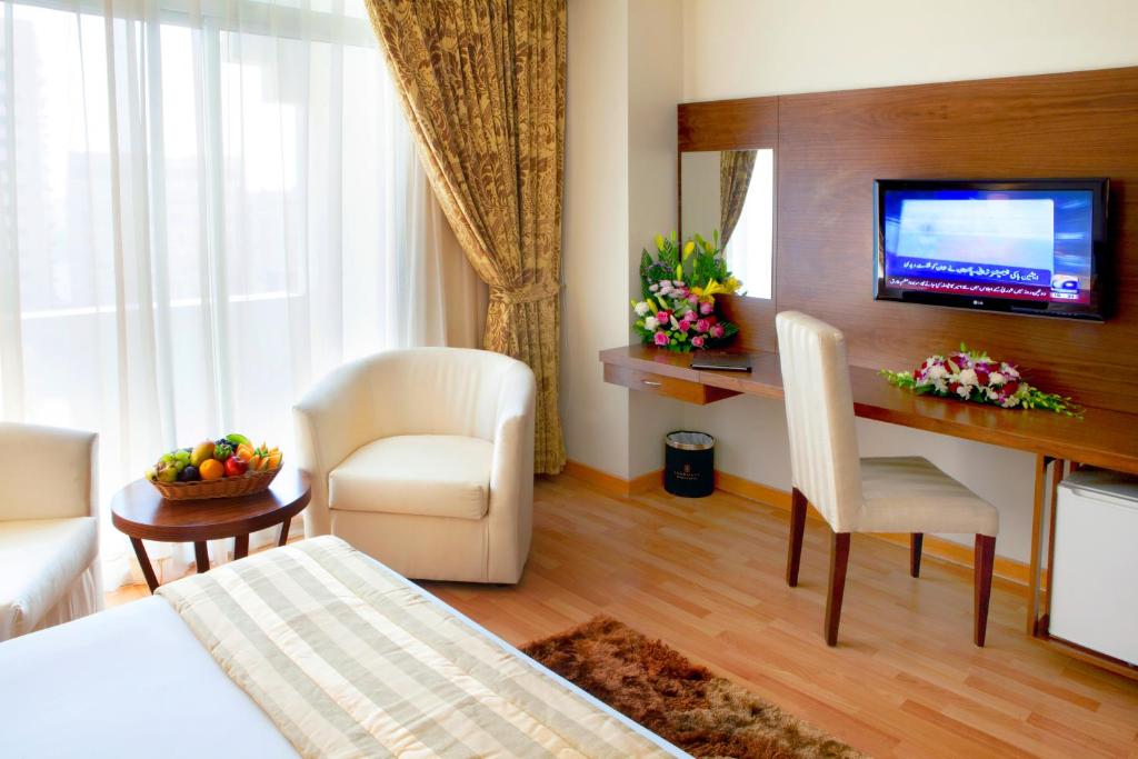 Відпочинок в готелі Landmark Hotel Baniyas