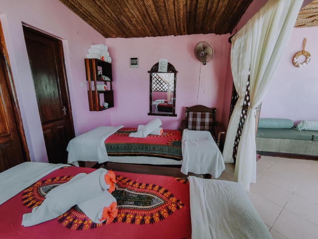 Отдых в отеле Mnarani Beach Cottages Нунгви Танзания