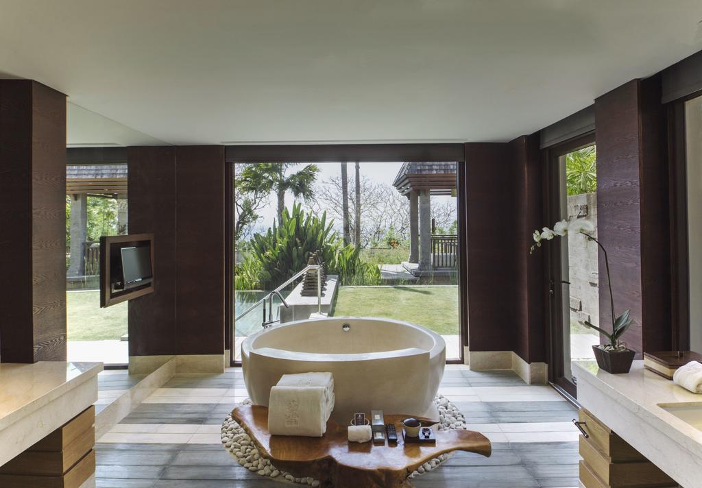 Фото готелю The Ritz-Carlton Bali