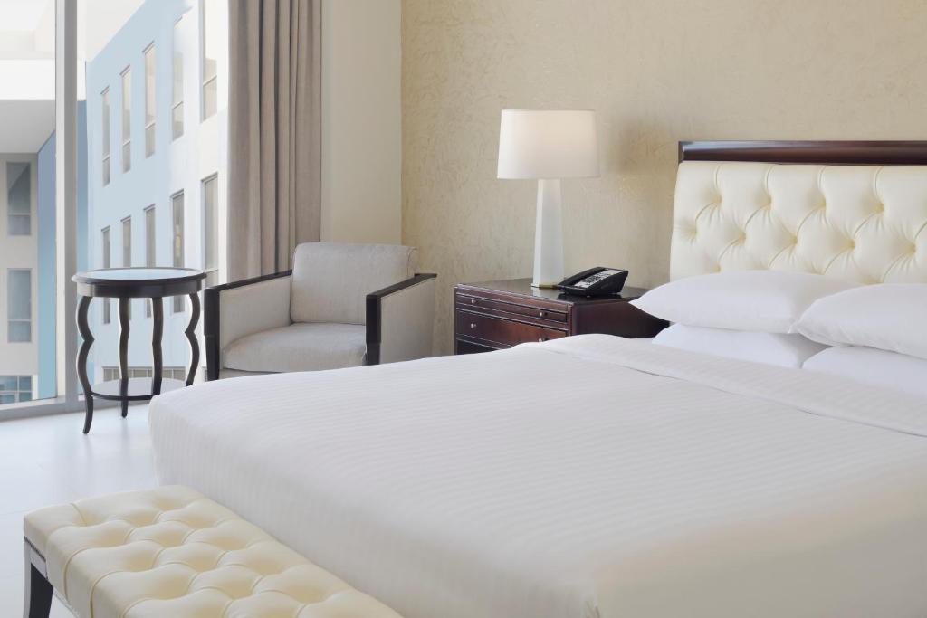 Delta Hotels by Marriott Dubai Investment Park фото и отзывы