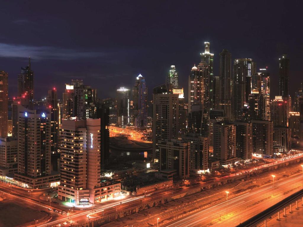 Отель, Radisson Blu Residence Dubai Marina