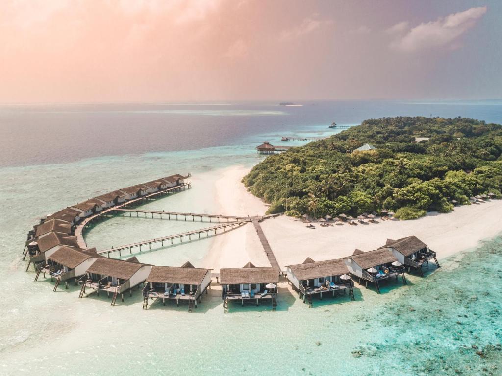 Reethi Beach Resort, Баа Атолл, Мальдивы, фотографии туров