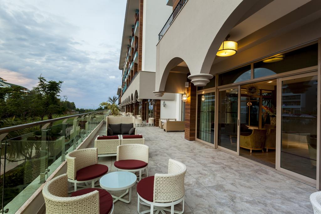 Цены в отеле Belek Beach Resort Hotel