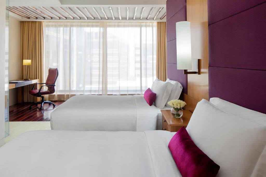 Отель, The H Dubai