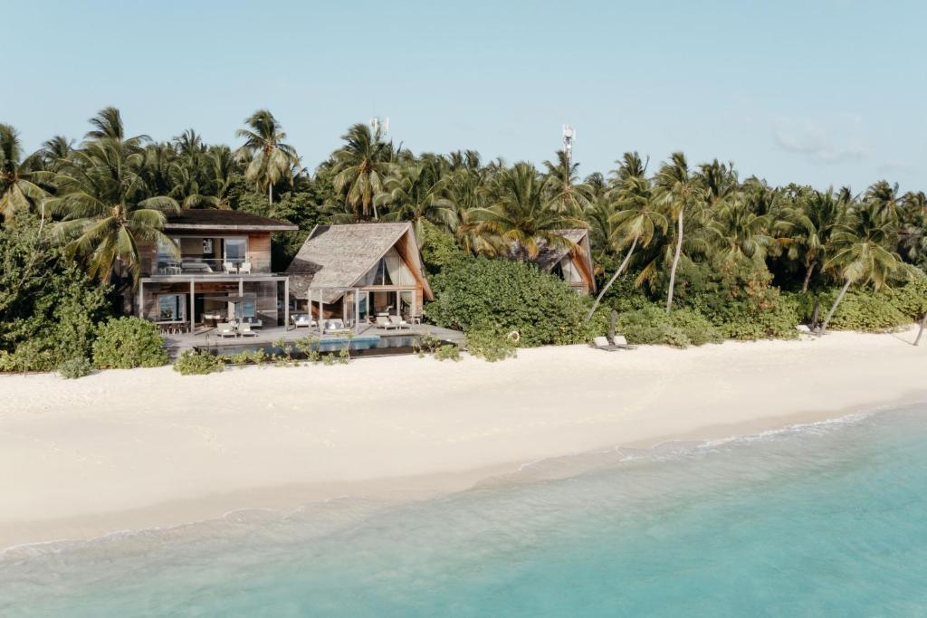 The St. Regis Maldives Vommuli Resort, Мальдіви