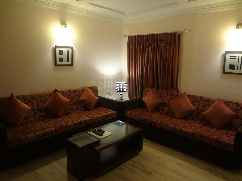 Горящие туры в отель Royal Highness Ахмадабад