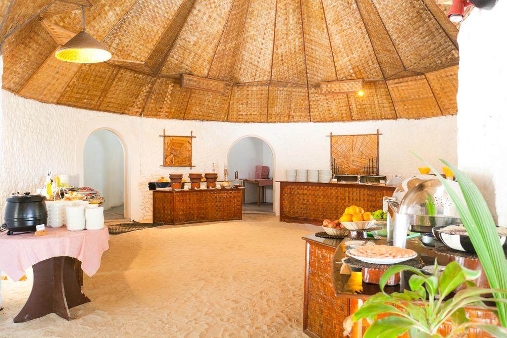 Тури в готель Bathala Island Resort Арі & Расду Атоли Мальдіви