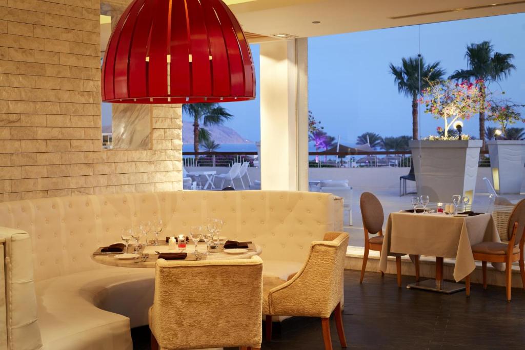 Відпочинок в готелі Coral Sea Imperial Sensatori Resort Шарм-ель-Шейх Єгипет