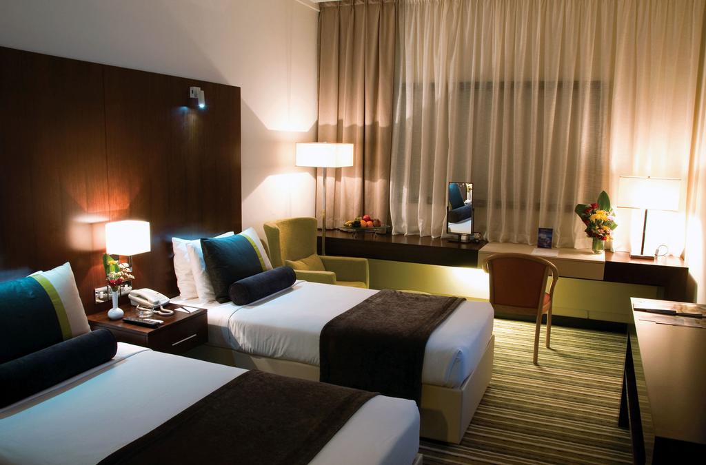Відпочинок в готелі Avari Hotel Дубай (місто)