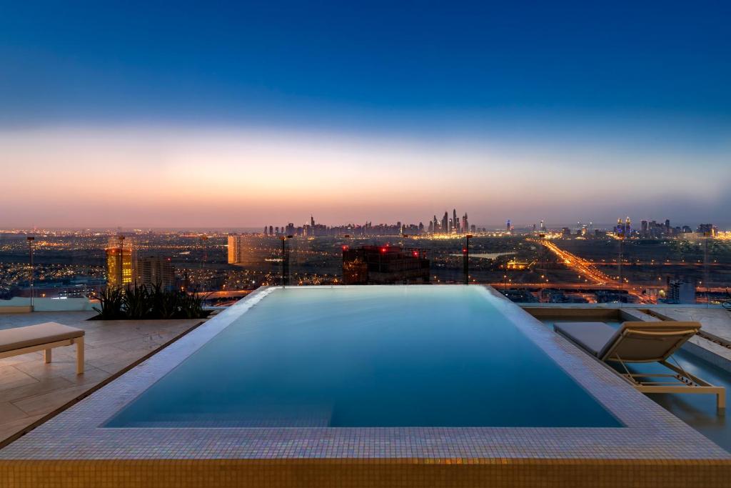 Отдых в отеле Five Jumeirah Village Dubai Дубай (пляжные отели)