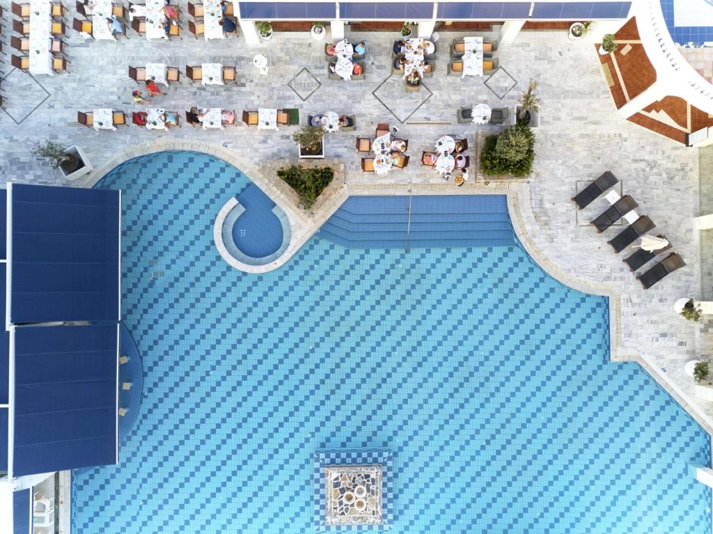 Minos Imperial Luxury Beach Resort & Spa (ex. Radisson Blu Beach) фото та відгуки