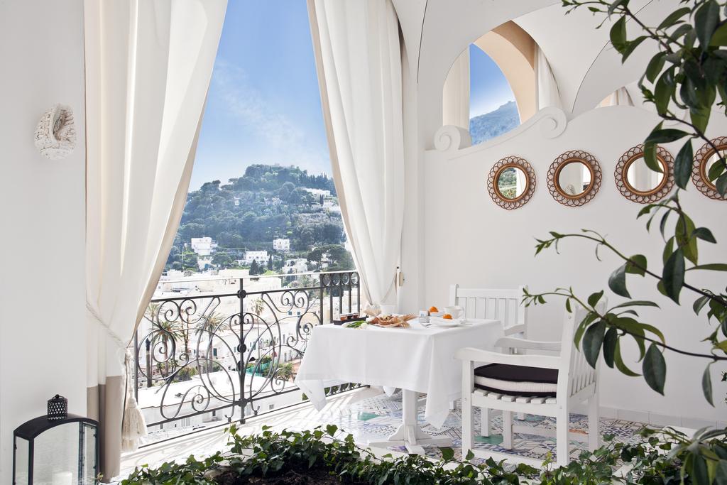 Odpoczynek w hotelu Capri Tiberio Palace Anacapri Włochy