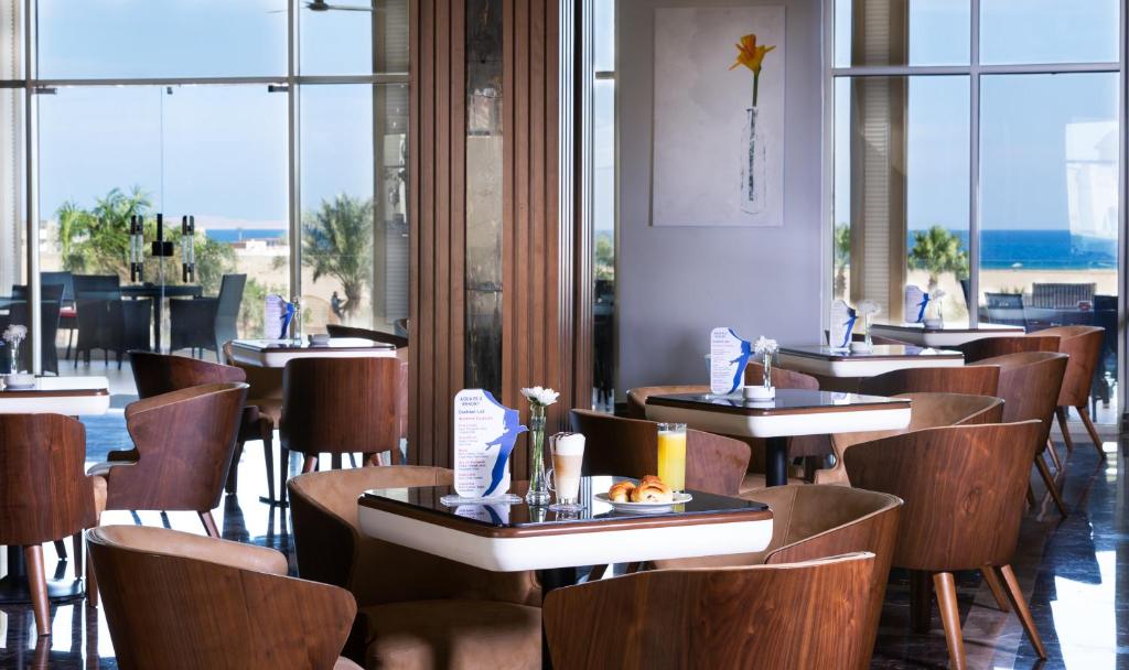 Oferty hotelowe last minute Pickalbatros Aqua Blu Resort Hurghada