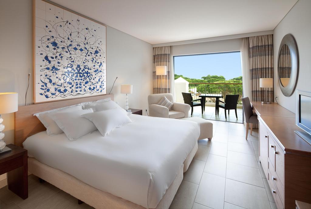 Hilton Vilamoura As Cascatas Golf Resort & Spa Portugalia ceny