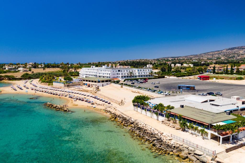 Corallia Beach Hotel Apartments, Кипр, Пафос, туры, фото и отзывы