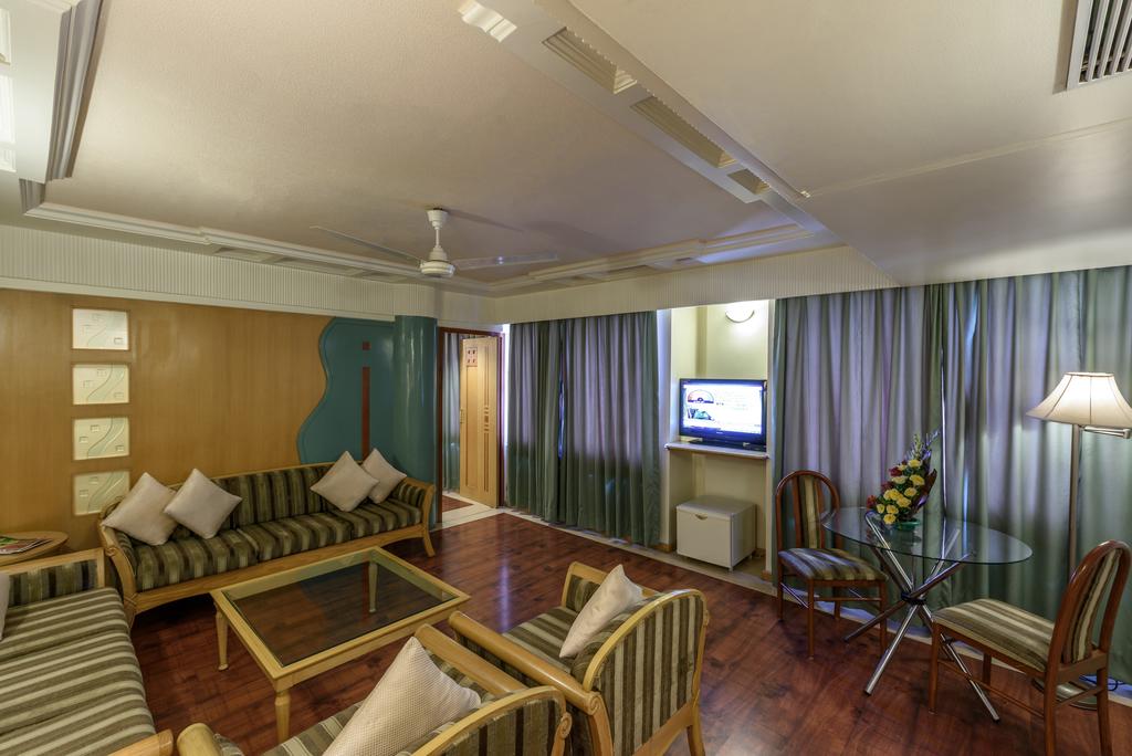 Отдых в отеле Comfort Inn President Ахмадабад