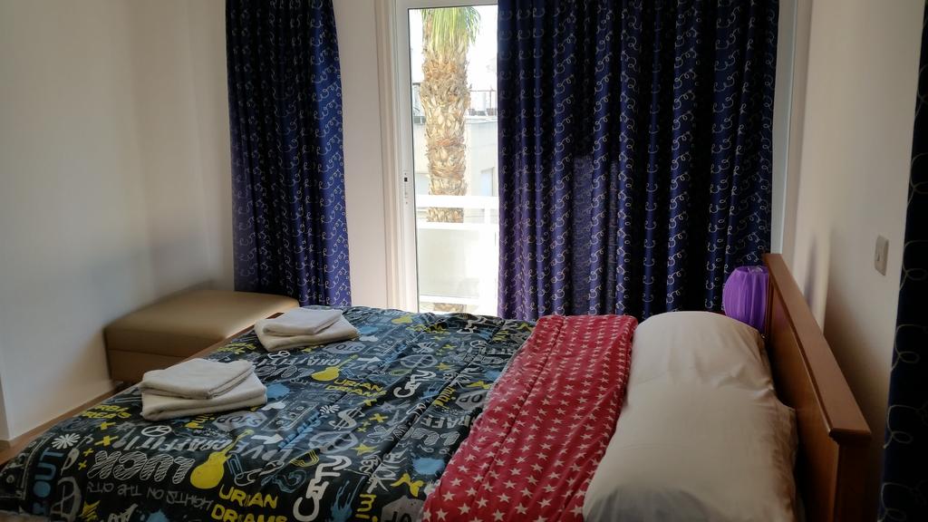 Гарячі тури в готель Pelides Apartments Larnaca Ларнака Кіпр