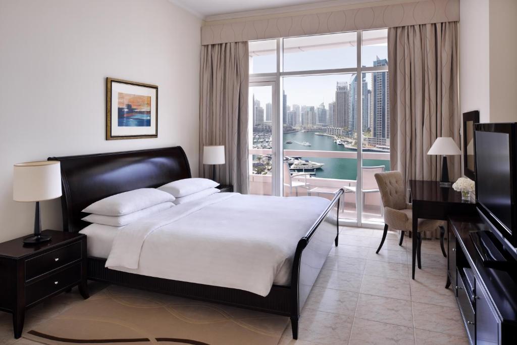 Фото готелю Dubai Marriott Harbour Hotel & Suites