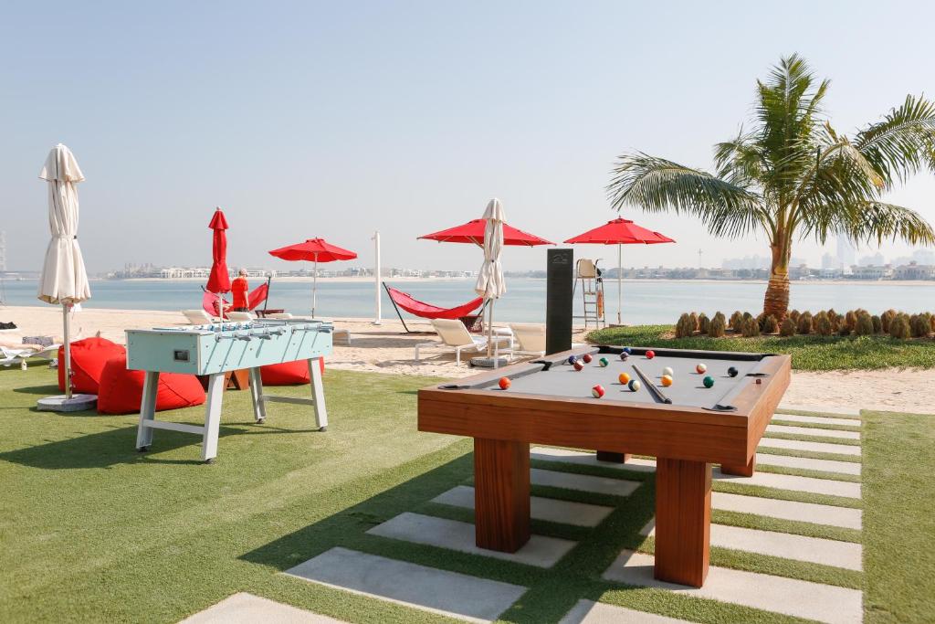 Th8 Palm Dubai Beach Resort Vignette Collection фото и отзывы