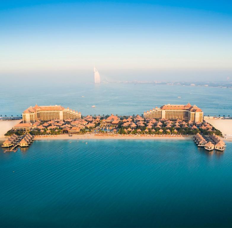 Отель, Anantara The Palm Dubai Resort