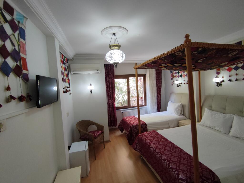 Відгуки про готелі Marmara Guesthouse