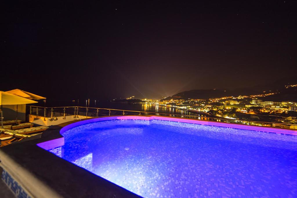 Apartments Ponta Montenegro prices