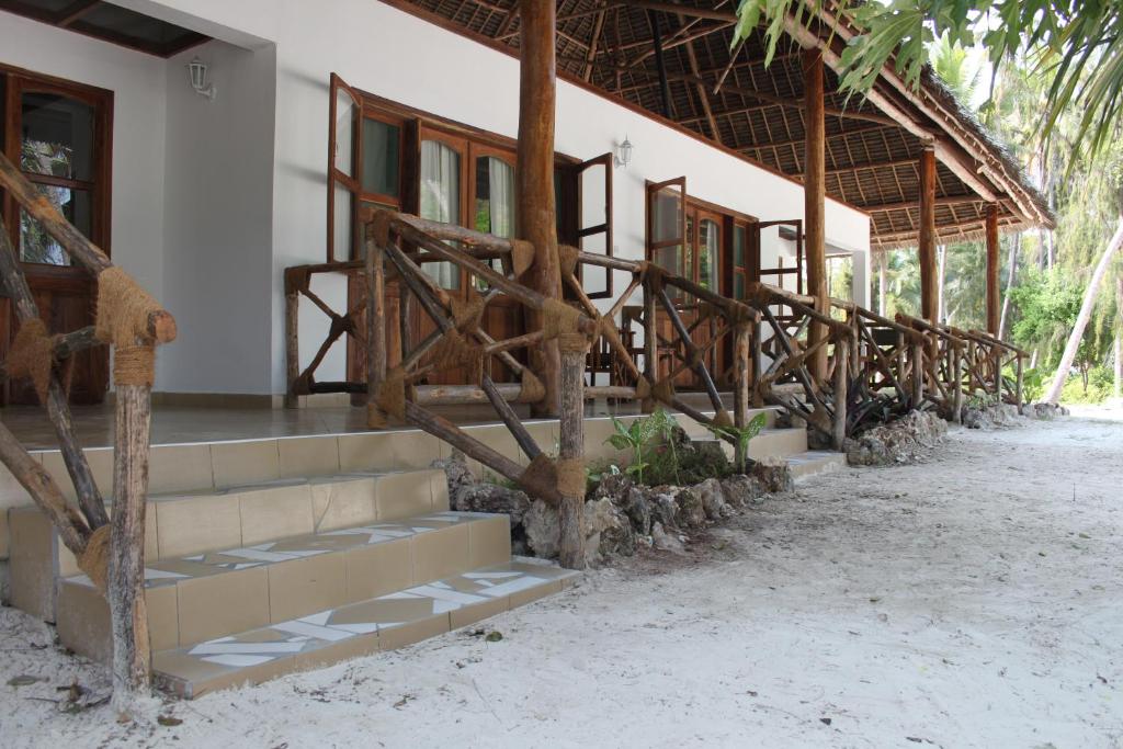 Горящие туры в отель Panga Chumvi Beach Resort