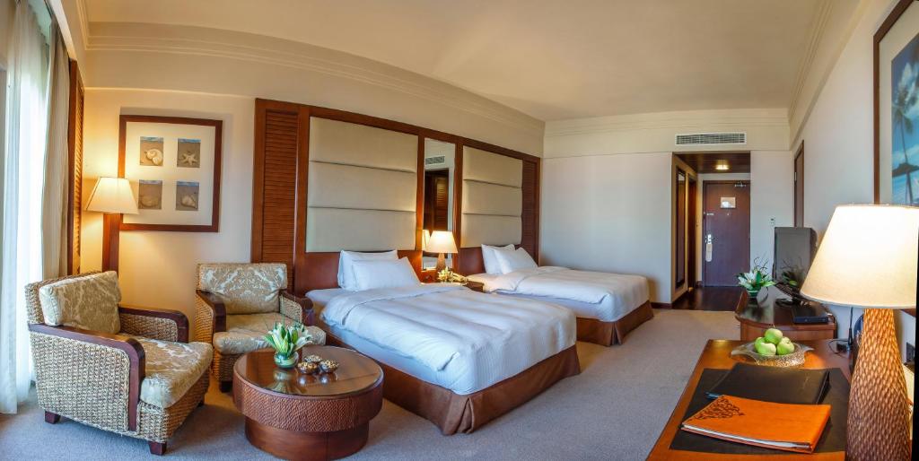 Hotel reviews, Danat Jebel Dhanna Resort